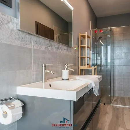 Remi Comfortable Szálloda Premantura