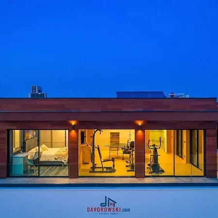 Remi Comfortable 4*